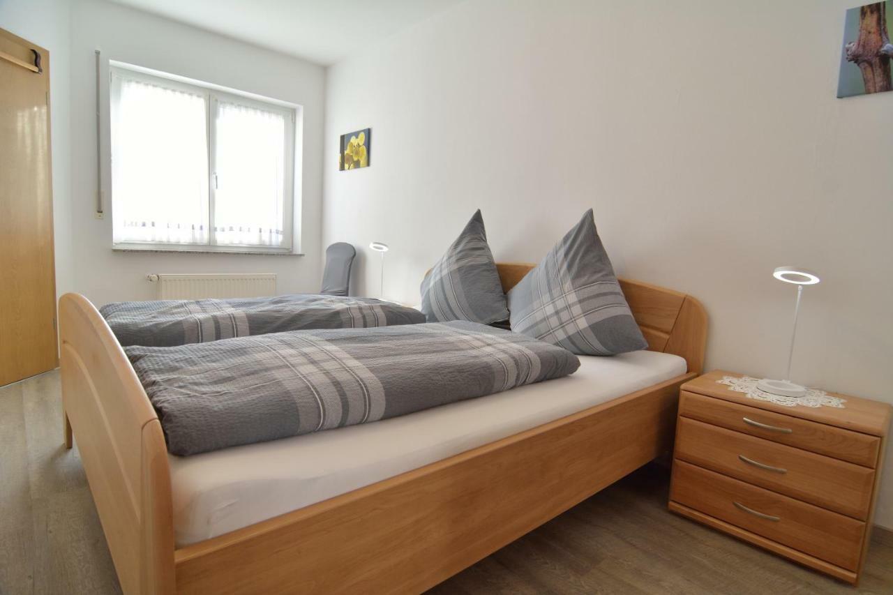 Ferienwohnung Weingarten Клотен Екстериор снимка